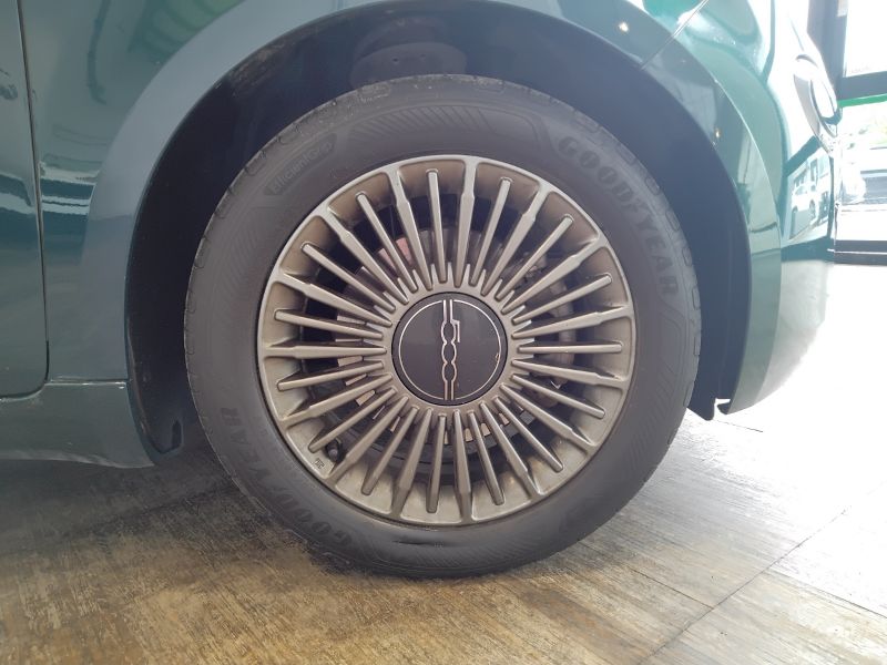 GuidiCar - FIAT 500 2021 500e La Prima Usato