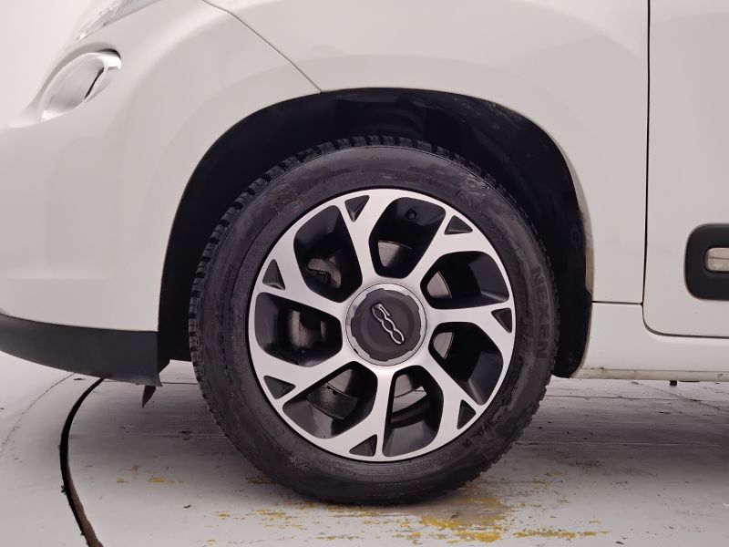 GuidiCar - FIAT 500 2017 500L 1.3 mjt Pop Star 95cv Usato