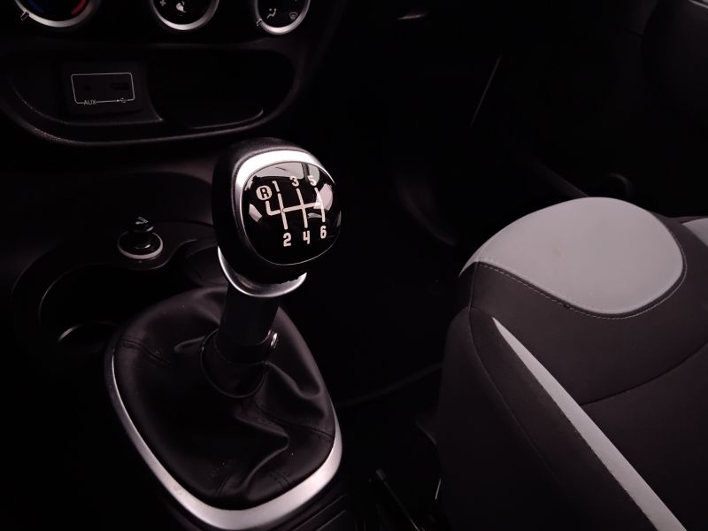 GuidiCar - FIAT 500 2016 500L 1.6 mjt Business 120cv Usato