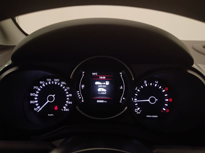 GuidiCar - FIAT 500 2019 500L Cross 1.3 mjt Mirror City Cross 95cv Usato