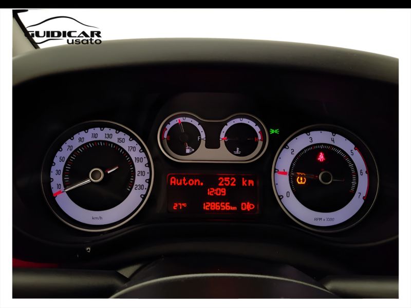 GuidiCar - FIAT 500 2016 500L Living 1.3 mjt Lounge 95cv Usato