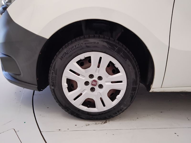 GuidiCar - FIAT Doblo 2015 doblò cargo 1.3 mjt 16v SX 90cv E5+ F.L. Usato