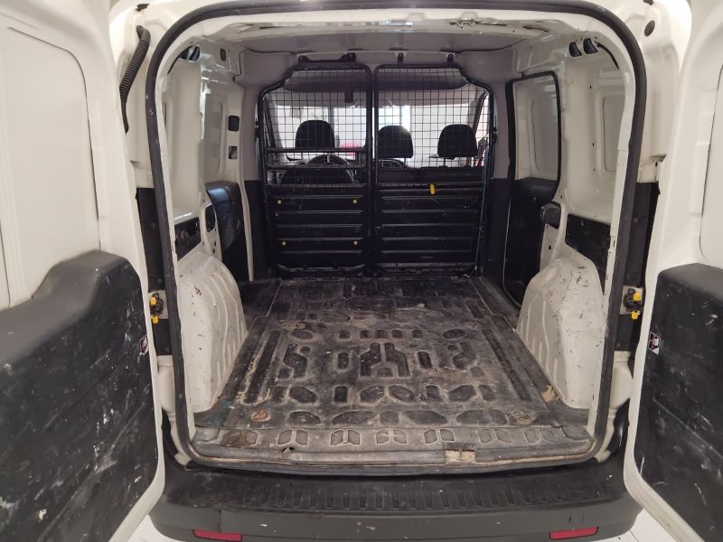GuidiCar - FIAT Doblo 2015 doblò cargo 1.3 mjt 16v SX 90cv E5+ F.L. Usato