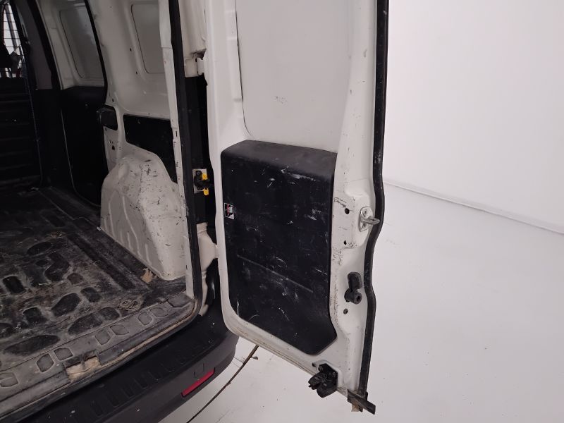GuidiCar - FIAT Doblo 2015 doblò cargo 1.3 mjt 16v SX 90cv E5+ F.L. Usato