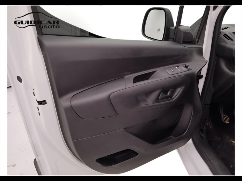 GuidiCar - FIAT Doblo 2024 Doblo van 1.5 bluehdi 130cv CH1 Usato