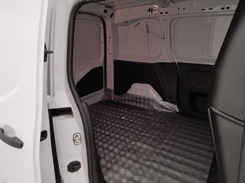 GuidiCar - FIAT Doblo 2024 Doblo van 1.5 bluehdi 130cv CH1 Usato