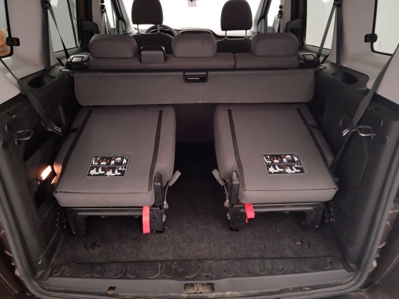 GuidiCar - FIAT Doblo 2016 Doblo 1.6 mjt 16v Trekking 120cv 7p.ti Usato