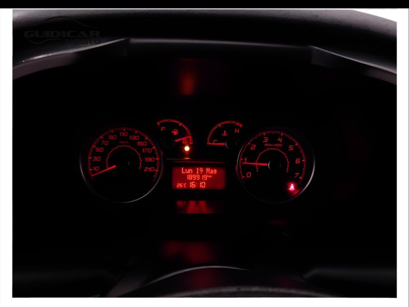 GuidiCar - FIAT Doblo 2016 Doblo 1.6 mjt 16v Trekking 120cv 7p.ti Usato
