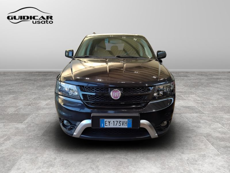 GuidiCar - FIAT Freemont 2015 Freemont 2.0 mjt 16v Cross 4x4 170cv auto Usato