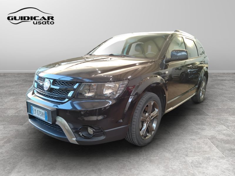 GuidiCar - FIAT Freemont 2015 Freemont 2.0 mjt 16v Cross 4x4 170cv auto Usato
