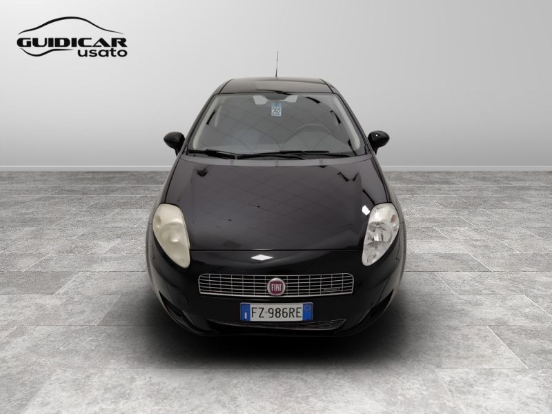 GuidiCar - FIAT Punto 2008 Grande Punto 1.3 mjt 16v Dynamic 75cv 5p Usato