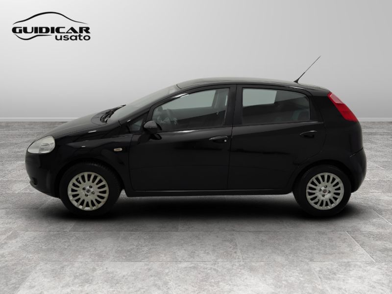 GuidiCar - FIAT Punto 2008 Grande Punto 1.3 mjt 16v Dynamic 75cv 5p Usato