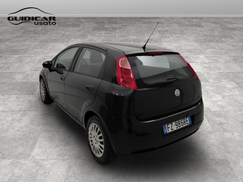 GuidiCar - FIAT Punto 2008 Grande Punto 1.3 mjt 16v Dynamic 75cv 5p Usato