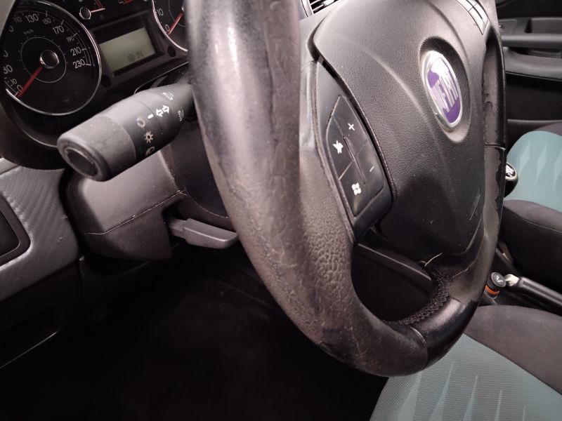 GuidiCar - FIAT Punto 2008 Grande Punto 1.3 mjt 16v Dynamic 75cv 5p Usato