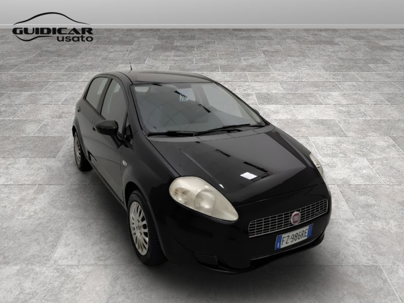 GuidiCar - FIAT Punto 2008 Grande Punto 1.3 mjt 16v Dynamic 75cv 5p Usato
