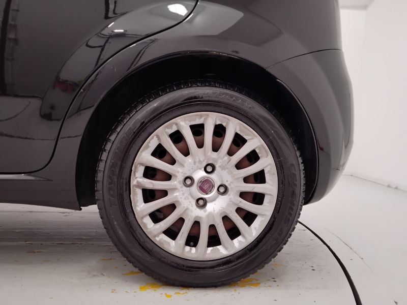 GuidiCar - FIAT Punto 2008 Grande Punto 1.3 mjt 16v Dynamic 75cv 5p Usato