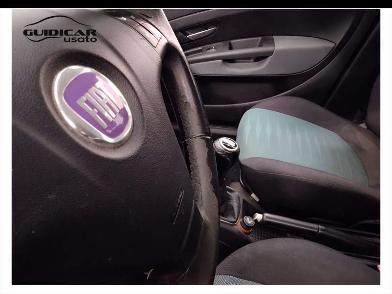 GuidiCar - FIAT Punto 2008 Grande Punto 1.3 mjt 16v Dynamic 75cv 5p Usato