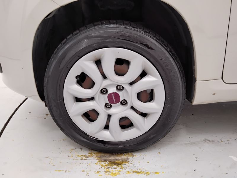 GuidiCar - FIAT Panda 2016 Panda 0.9 t.air t. natural power Easy 80cv E6 Usato