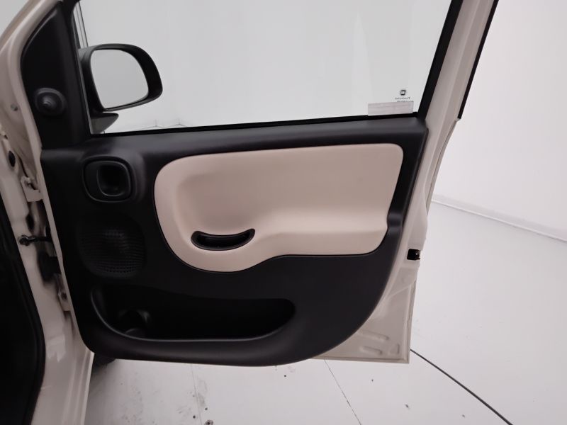 GuidiCar - FIAT Panda 2016 Panda 0.9 t.air t. natural power Easy 80cv E6 Usato