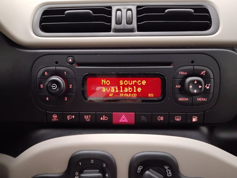 GuidiCar - FIAT Panda 2016 Panda 0.9 t.air t. natural power Easy 80cv E6 Usato
