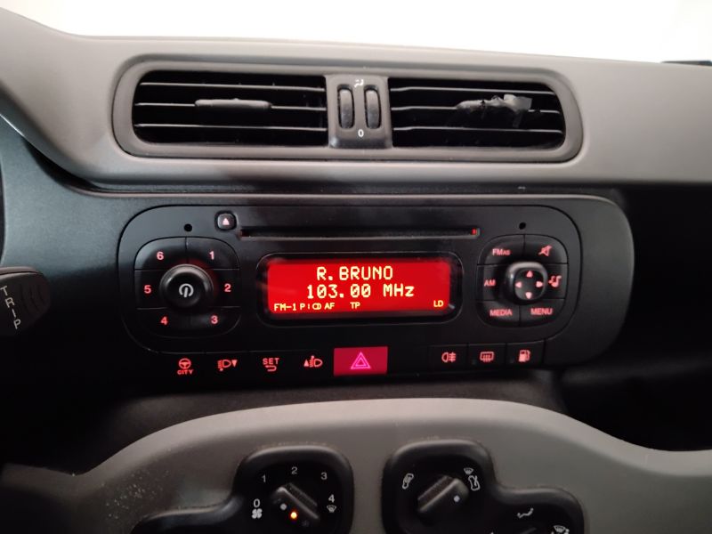 GuidiCar - FIAT Panda 2013 Panda 0.9 t.air t. natural power Pop 80cv Usato