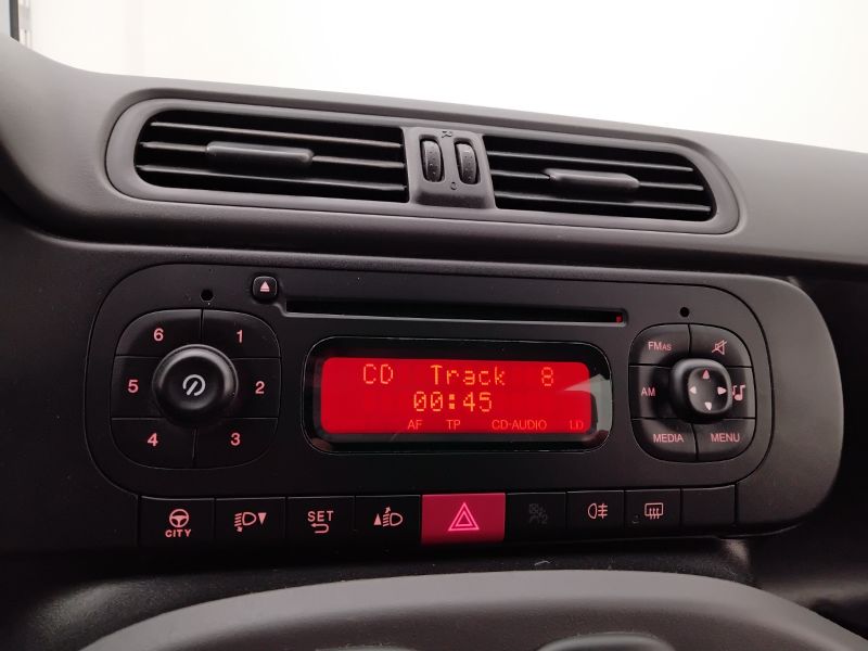 GuidiCar - FIAT Panda 2015 Panda 1.2 Easy 69cv E6 Usato