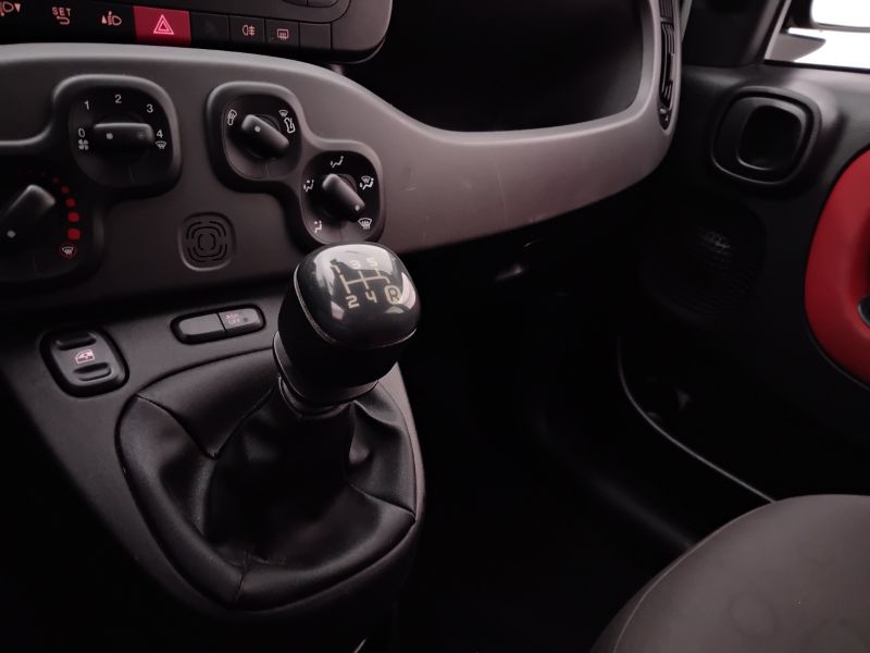 GuidiCar - FIAT Panda 2015 Panda 1.2 Easy 69cv E6 Usato