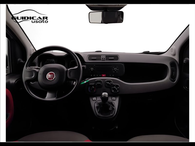 GuidiCar - FIAT Panda 2015 Panda 1.2 Easy 69cv E6 Usato