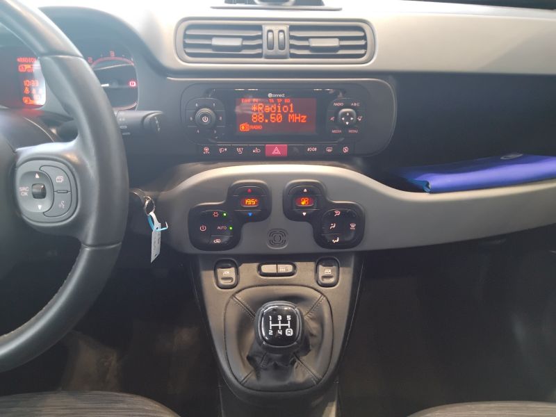 GuidiCar - FIAT Panda 2016 Panda 1.3 mjt 16v 4x4 s&s 95cv Usato