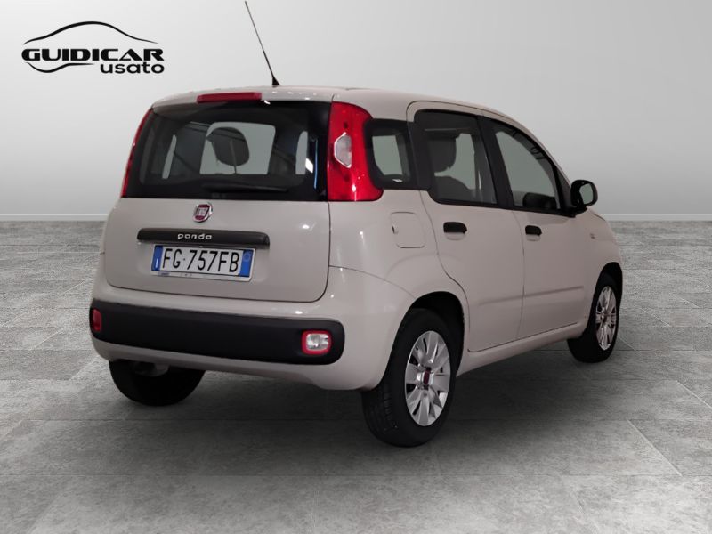 GuidiCar - FIAT Panda 2016 Panda 1.2 Lounge 69cv Usato