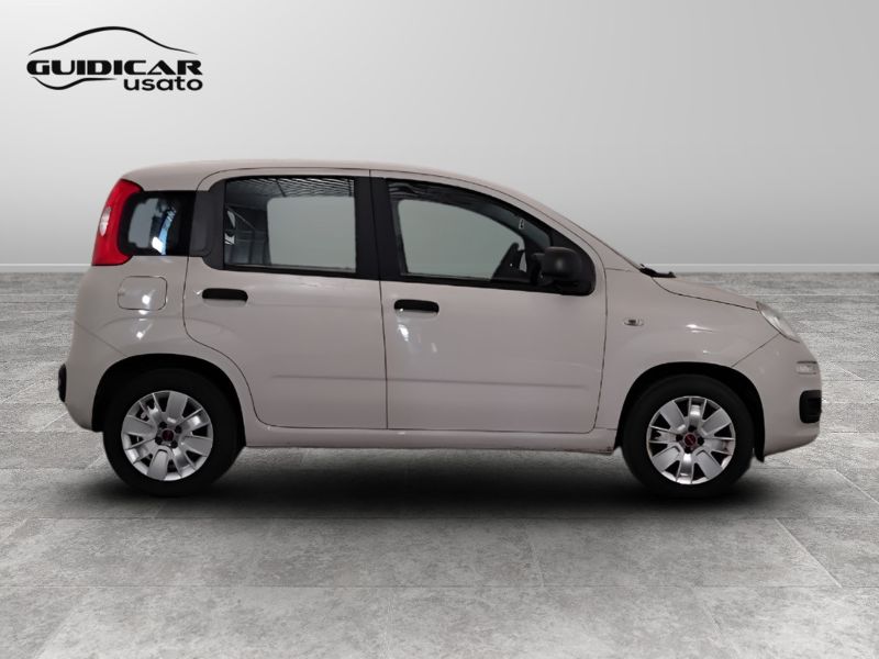 GuidiCar - FIAT Panda 2016 Panda 1.2 Lounge 69cv Usato