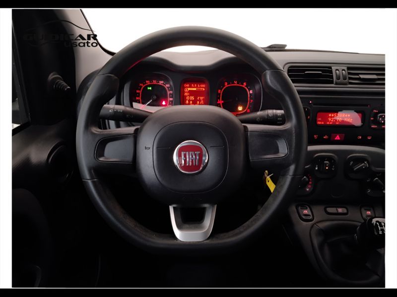 GuidiCar - FIAT Panda 2016 Panda 1.2 Lounge 69cv Usato