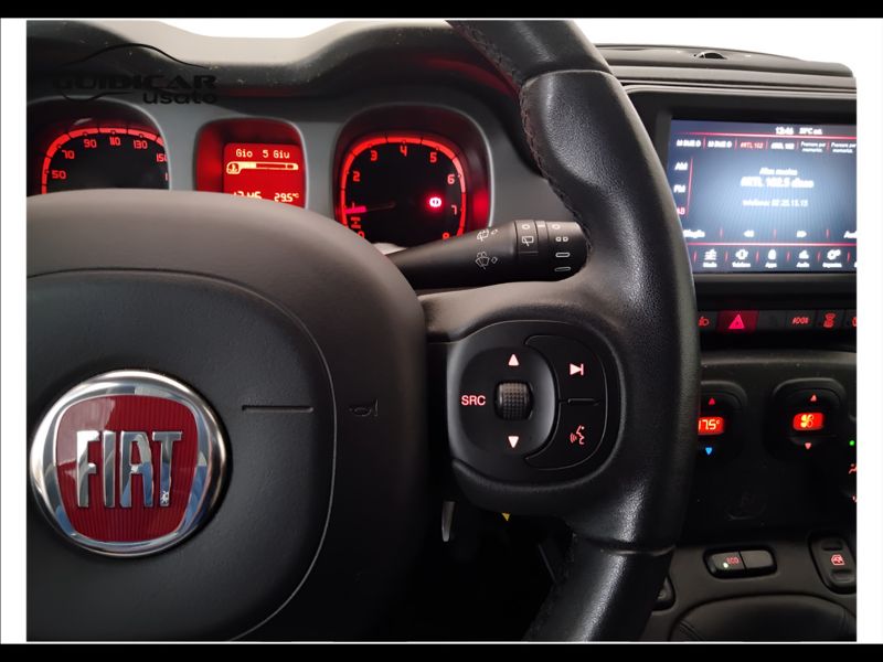 GuidiCar - FIAT Panda 2022 Panda 0.9 t.air t. City Cross 4x4 s&s 85cv 5p.ti Usato