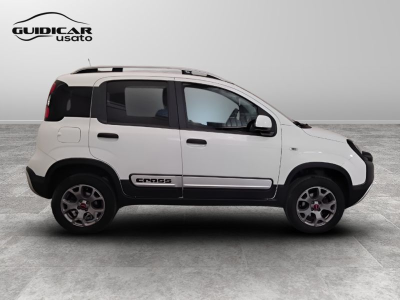 GuidiCar - FIAT Panda 2022 Panda 0.9 t.air t. City Cross 4x4 s&s 85cv 5p.ti Usato