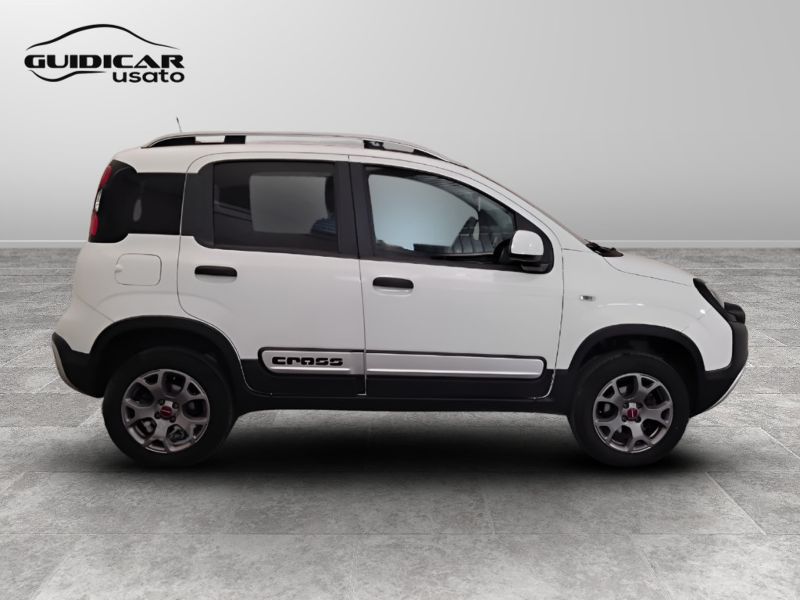 GuidiCar - FIAT Panda 2022 Panda 0.9 t.air t. City Cross 4x4 s&s 85cv 5p.ti Usato