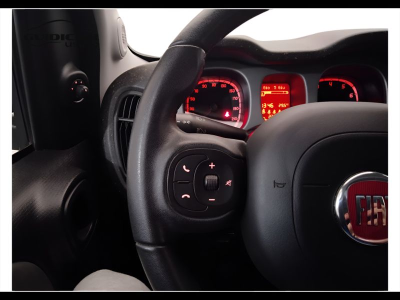 GuidiCar - FIAT Panda 2022 Panda 0.9 t.air t. City Cross 4x4 s&s 85cv 5p.ti Usato