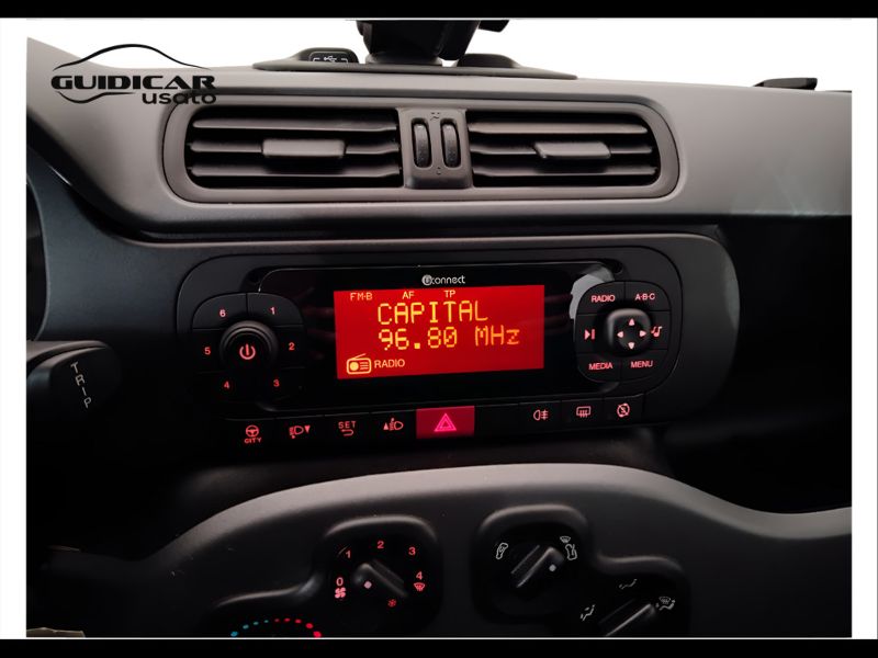 GuidiCar - FIAT Panda 2021 Panda 1.0 firefly hybrid Cross s&s 70cv Usato