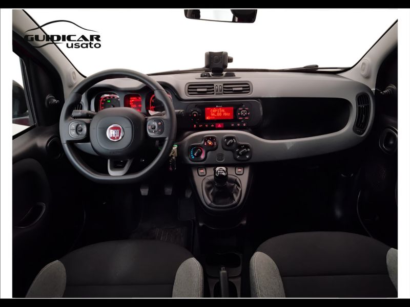 GuidiCar - FIAT Panda 2021 Panda 1.0 firefly hybrid Cross s&s 70cv Usato