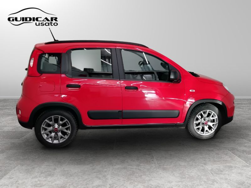 GuidiCar - FIAT Panda 2021 Panda 1.0 firefly hybrid Cross s&s 70cv Usato