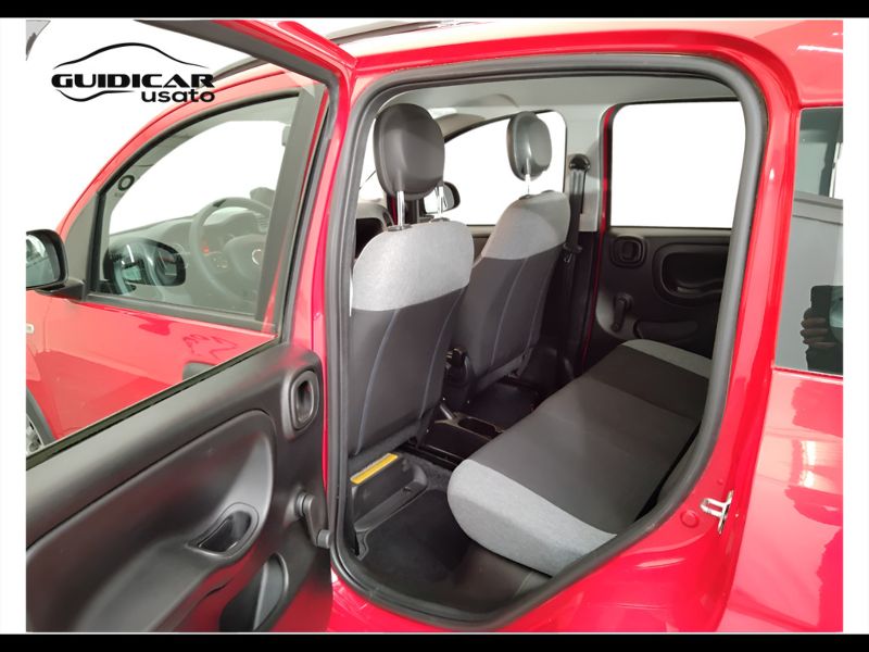 GuidiCar - FIAT Panda 2021 Panda 1.0 firefly hybrid Cross s&s 70cv Usato