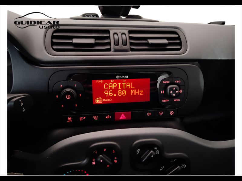 GuidiCar - FIAT Panda 2021 Panda 1.0 firefly hybrid Cross s&s 70cv Usato