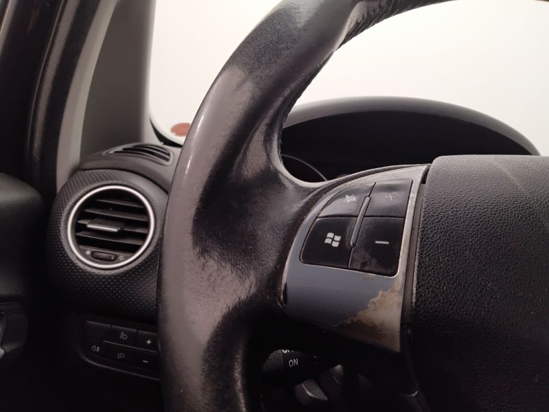 GuidiCar - FIAT Punto 2011 Punto Evo 1.4 natural power Dynamic 70cv 5p Usato