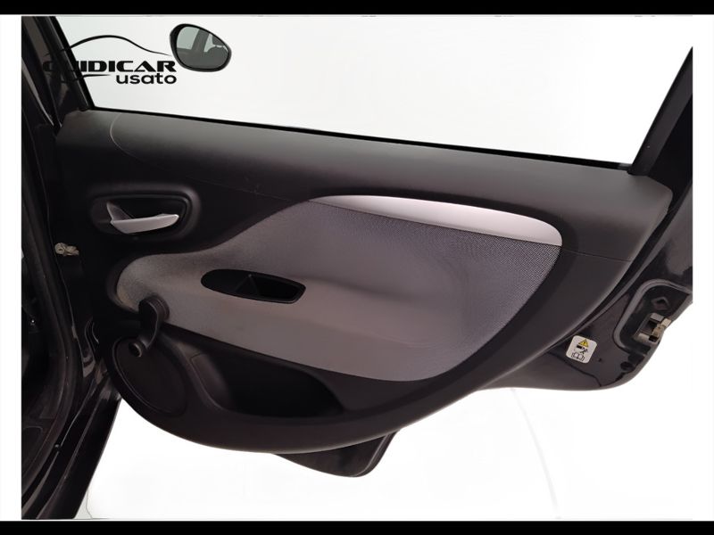 GuidiCar - FIAT Punto 2011 Punto Evo 1.4 natural power Dynamic 70cv 5p Usato