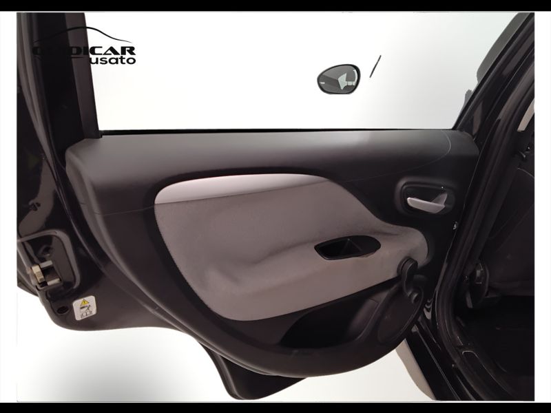 GuidiCar - FIAT Punto 2011 Punto Evo 1.4 natural power Dynamic 70cv 5p Usato