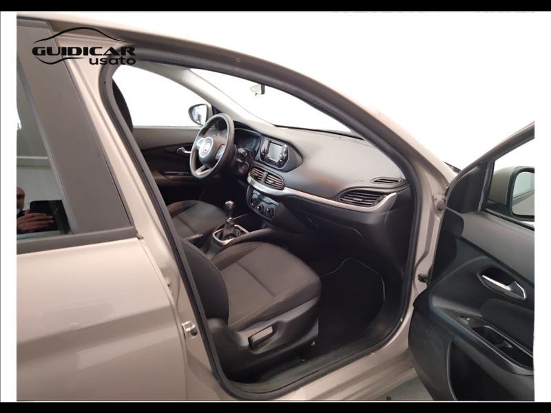 GuidiCar - FIAT Tipo 2017 Tipo 5p 1.3 mjt Business s&s 95cv Usato