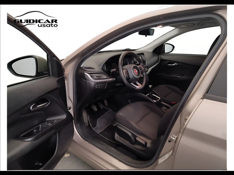 GuidiCar - FIAT Tipo 2017 Tipo 5p 1.3 mjt Business s&s 95cv Usato