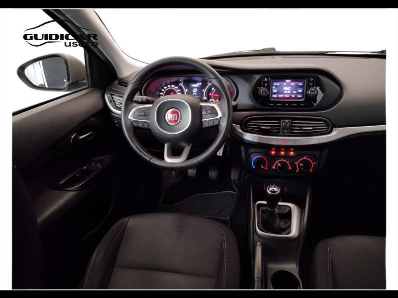 GuidiCar - FIAT Tipo 2017 Tipo 5p 1.3 mjt Business s&s 95cv Usato