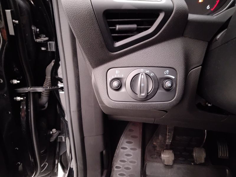GuidiCar - FORD C-Max 2019 C-Max 1.5 tdci Titanium s&s 120cv my18.5 Usato