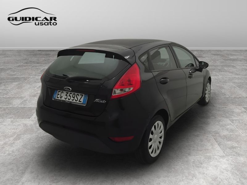 GuidiCar - FORD Fiesta 2011 Fiesta 1.2 16v + c/esp 82cv 5p E5 Usato
