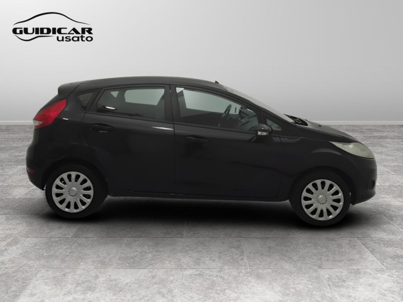 GuidiCar - FORD Fiesta 2011 Fiesta 1.2 16v + c/esp 82cv 5p E5 Usato
